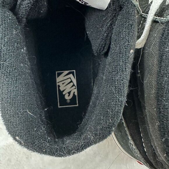 Vans Youth Size 7 Sk8 High Top Sneaker Classic Black and White - Picture 8 of 12